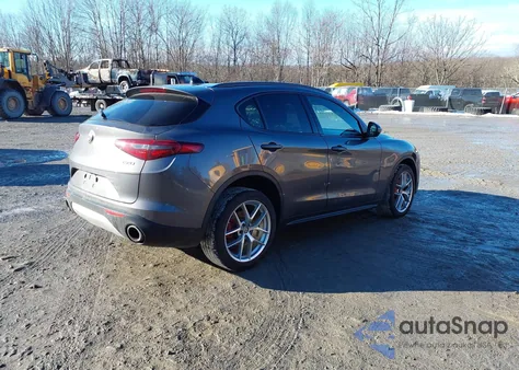 2018 Alfa Romeo Stelvio Ti Sport Awd z USA, uszkodzony, nr VIN ZASFAKNN5J7C18085